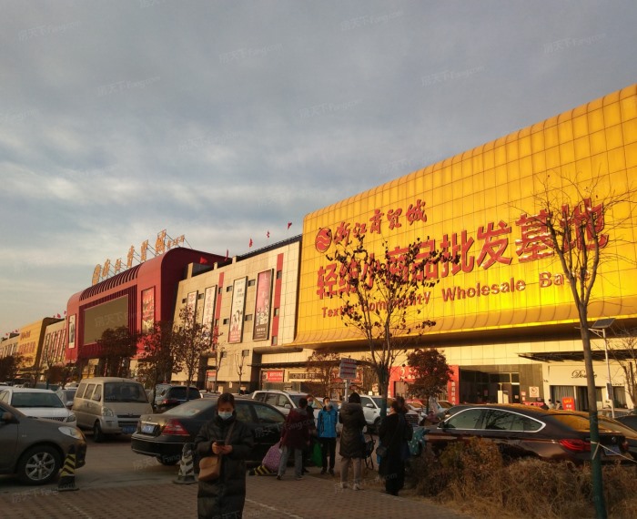 商場(chǎng)
